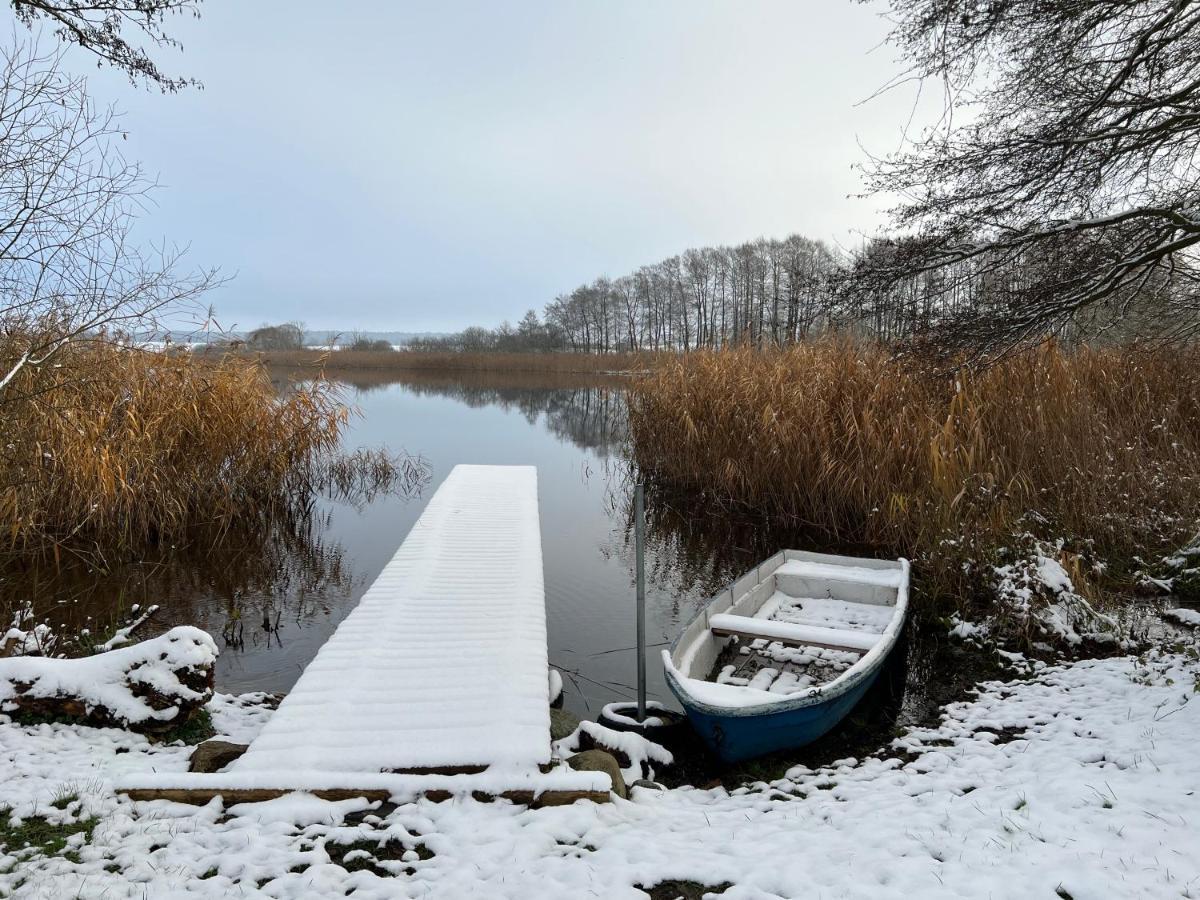 Haus Am See Mit Steg, Boot, Kamin Und Sauna - Mecklenburgische Seenplatte Βίλα Blankensee  Εξωτερικό φωτογραφία